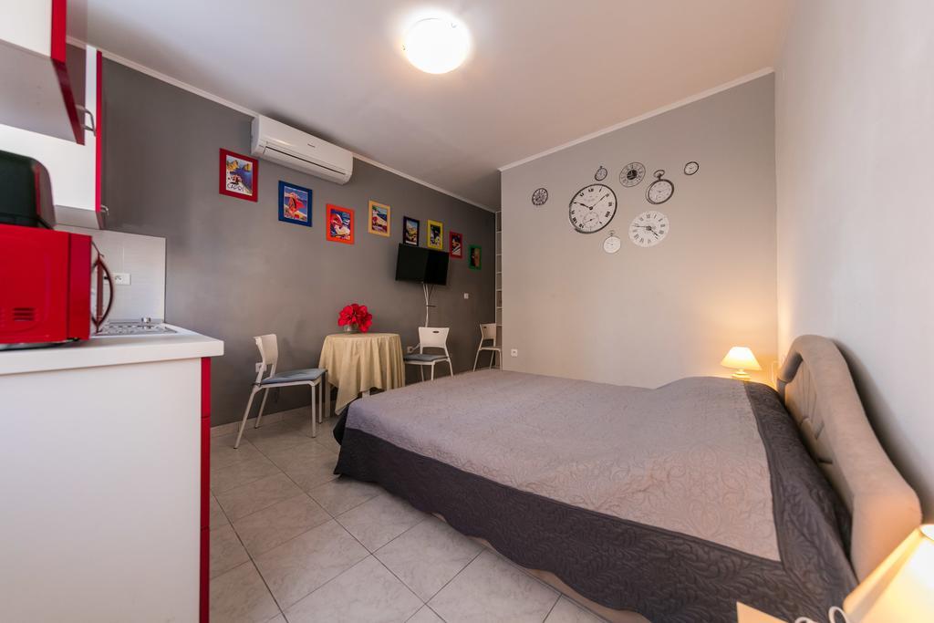 Kastelani Appartement *